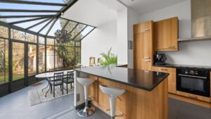 فيلا للبيع ب5 غرف نوم في مدينة باريس