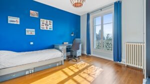 فيلا للبيع ب5 غرف نوم في مدينة باريس