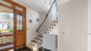 فيلا للبيع ب5 غرف نوم في مدينة باريس