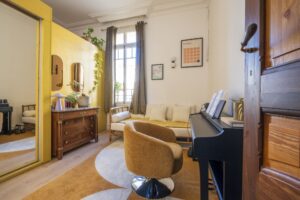 شقة للبيع من 5 غرف في مدينة بيربينيان