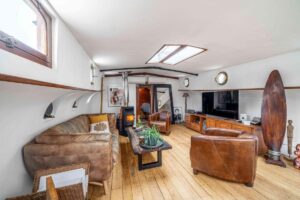 شقة فريدة للبيع في باريس