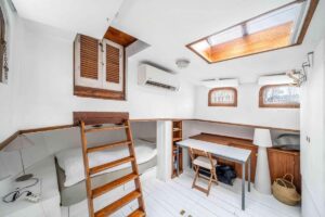 شقة فريدة للبيع في باريس