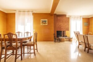 فيلا دوبلكس مستقلة للبيع في برپینیان فيلا دوبلكس مستقلة للبيع في برپینیان