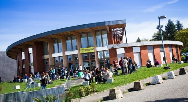 دانشگاه سووآ-مون بلان (Université Savoie-Mont Blanc)