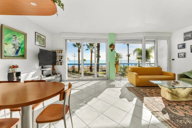 Sea View Apartment for Sale | Nice Fabron – Promenade des Anglais