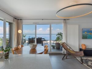 Panoramic Lake View Penthouse, Évian-les-Bains