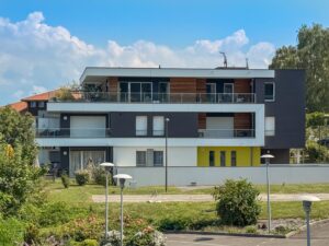 Panoramic Lake View Penthouse, Évian-les-Bains