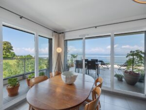Panoramic Lake View Penthouse, Évian-les-Bains