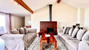 Évian-les-Bains: Panoramic Lake View Penthouse with 170m² Living Space & 2 Garages