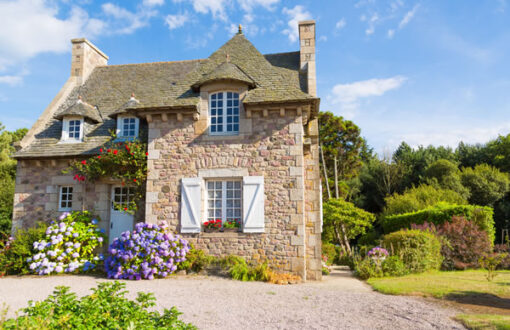 چرا باید در فرانسه خانه بخرید؟